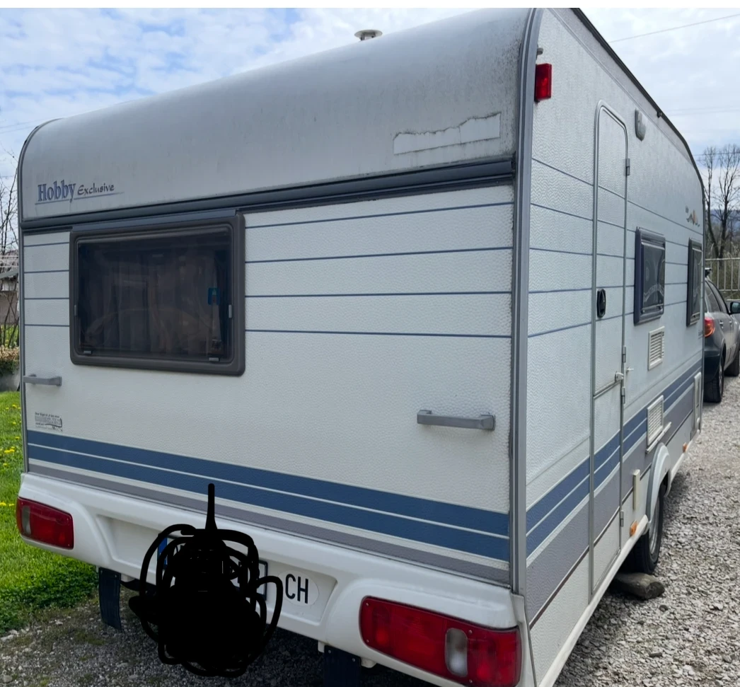 Каравана Hobby 440, снимка 3 - Каравани и кемпери - 54227453