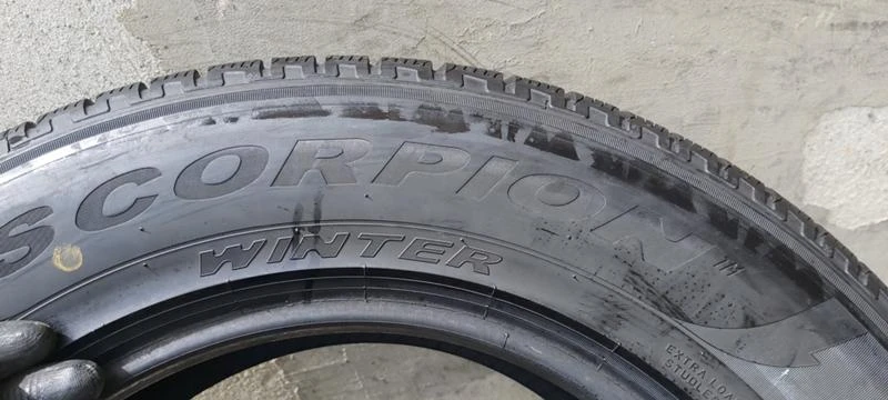 Гуми Зимни 225/70R16, снимка 5 - Гуми и джанти - 33171927