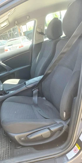 Toyota Avensis, снимка 9
