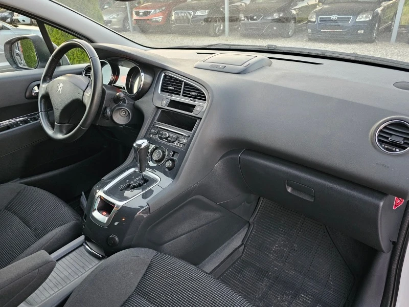 Peugeot 5008 1.6HDI АВТОМАТИК ! ! ЕВРО 6, снимка 13 - Автомобили и джипове - 41731260