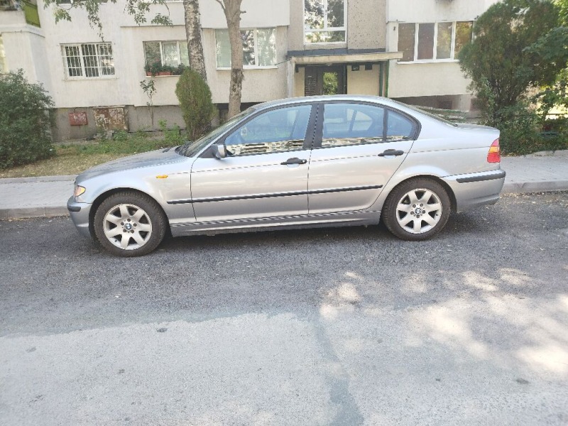 BMW 318 Facelift, снимка 9 - Автомобили и джипове - 46419059