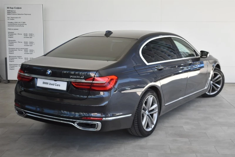 BMW 750 xDrive Sedan, снимка 2 - Автомобили и джипове - 46585626