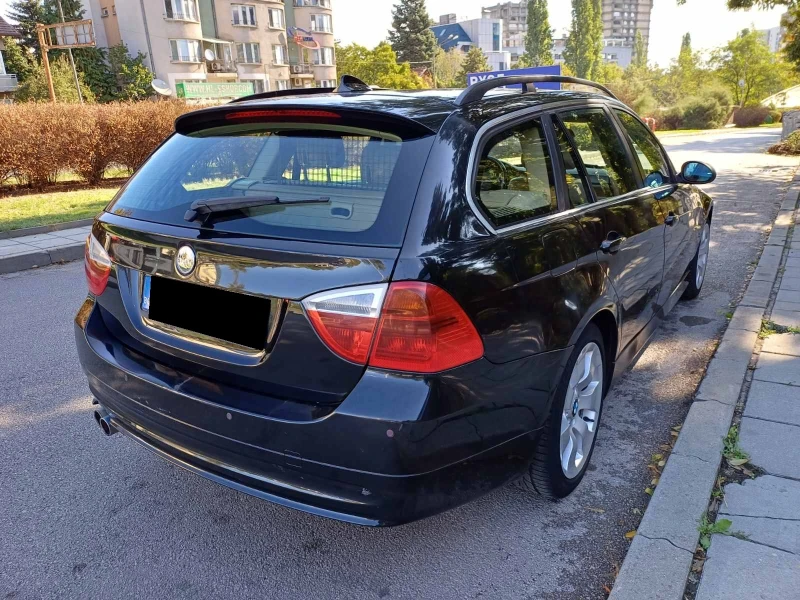 BMW 325 xi Touring, снимка 7 - Автомобили и джипове - 47627661