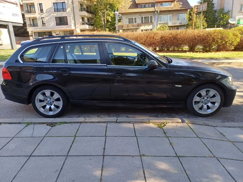 BMW 325 xi Touring, снимка 5 - Автомобили и джипове - 47536226