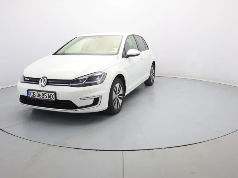 VW Golf, снимка 1 - Автомобили и джипове - 48954218