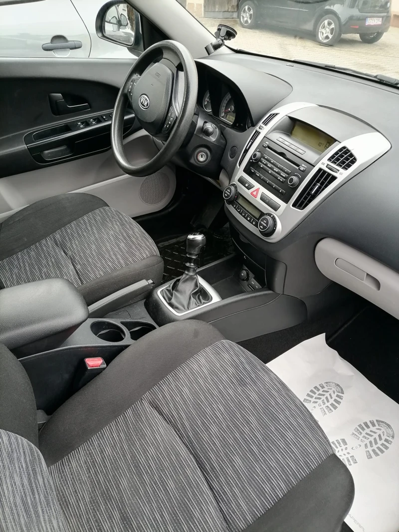 Kia Ceed Wagon, снимка 3 - Автомобили и джипове - 52576929
