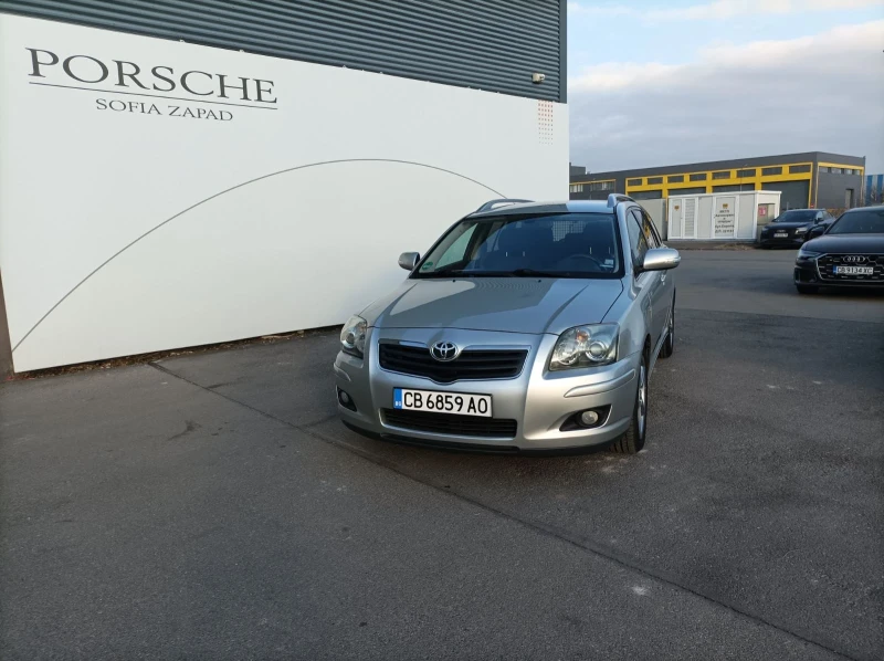 Toyota Avensis TOYOTA 2.2 177 Top, снимка 4 - Автомобили и джипове - 53476833