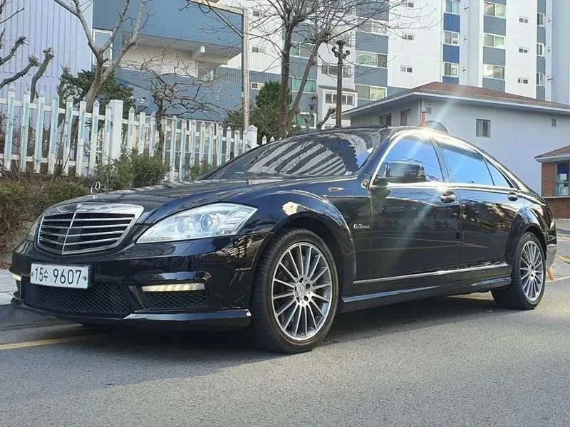 Mercedes-Benz S 63 AMG