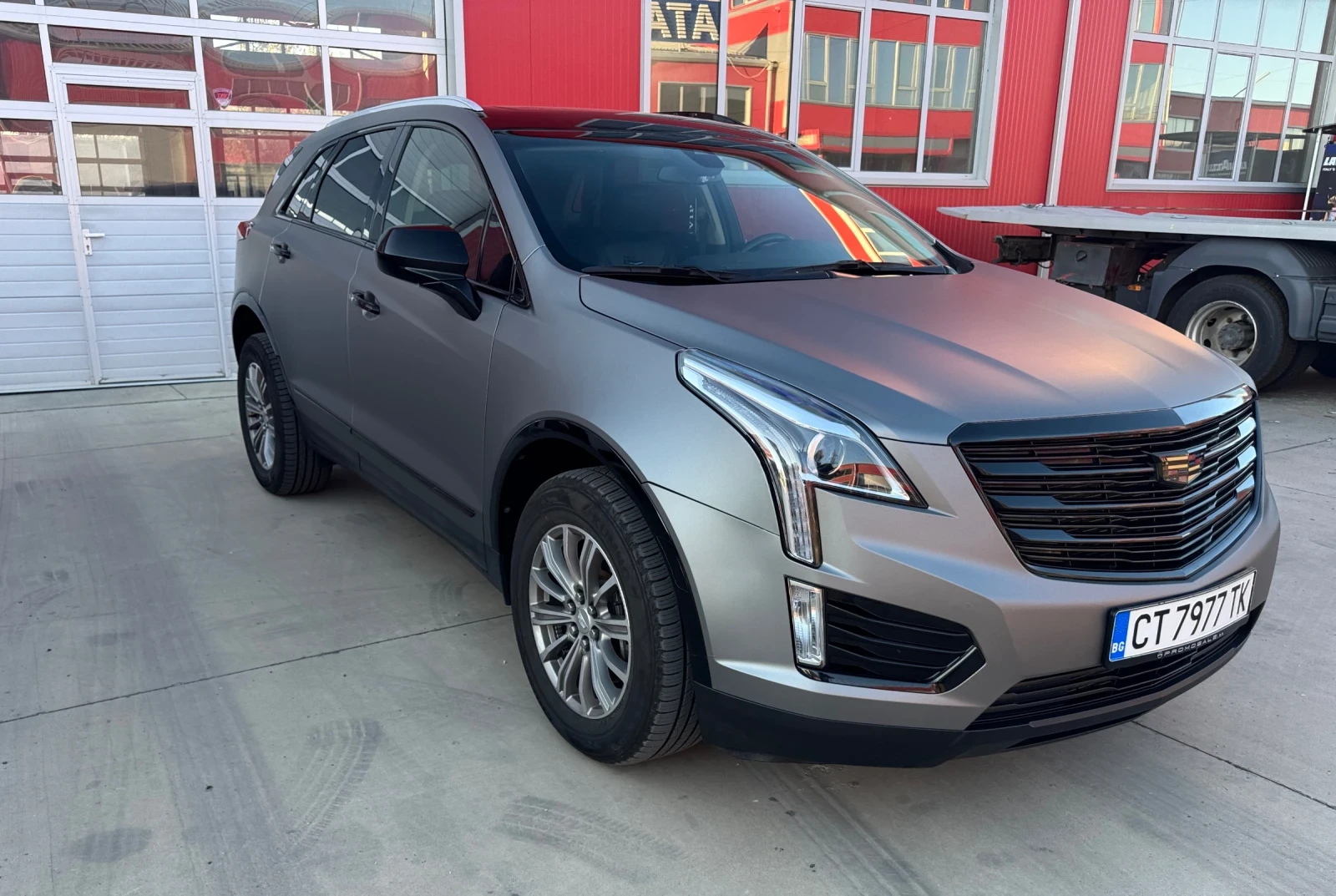 Cadillac XT5 Platinium AWD - изображение 2