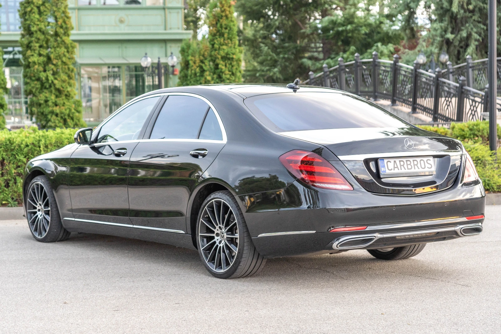 Mercedes-Benz S 350 Long Burmster TV панорама Distronic хладилник286кс - изображение 5