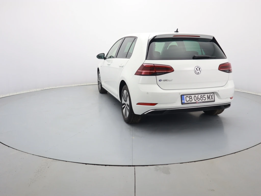 VW Golf  - изображение 9