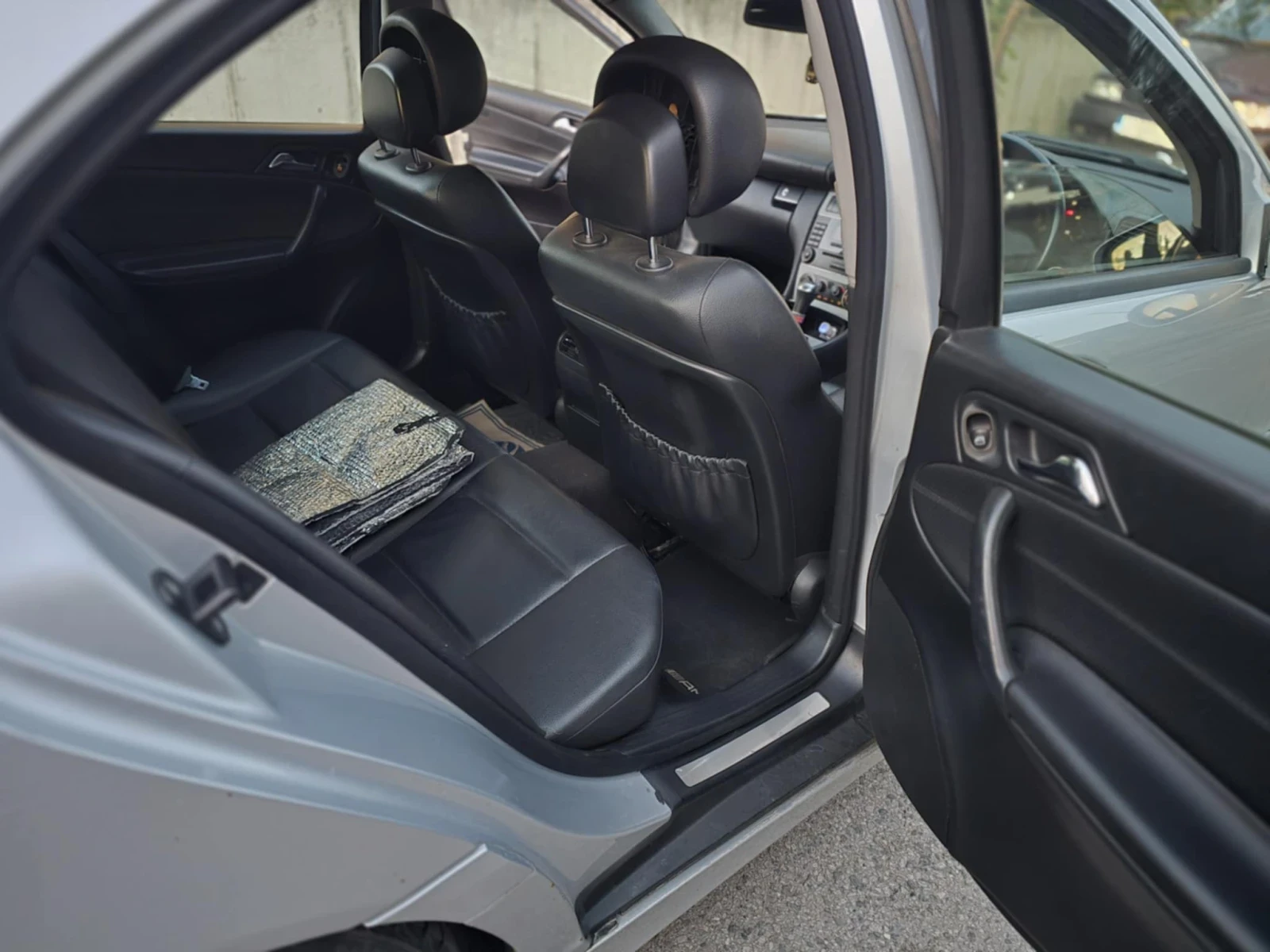 Mercedes-Benz C 220  - изображение 10