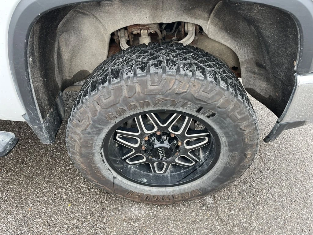 Chevrolet Silverado * 4WD Crew Cab LTZ * CARFAX * БЕЗ ПЪРВОНАЧАЛНА ВНО - изображение 7