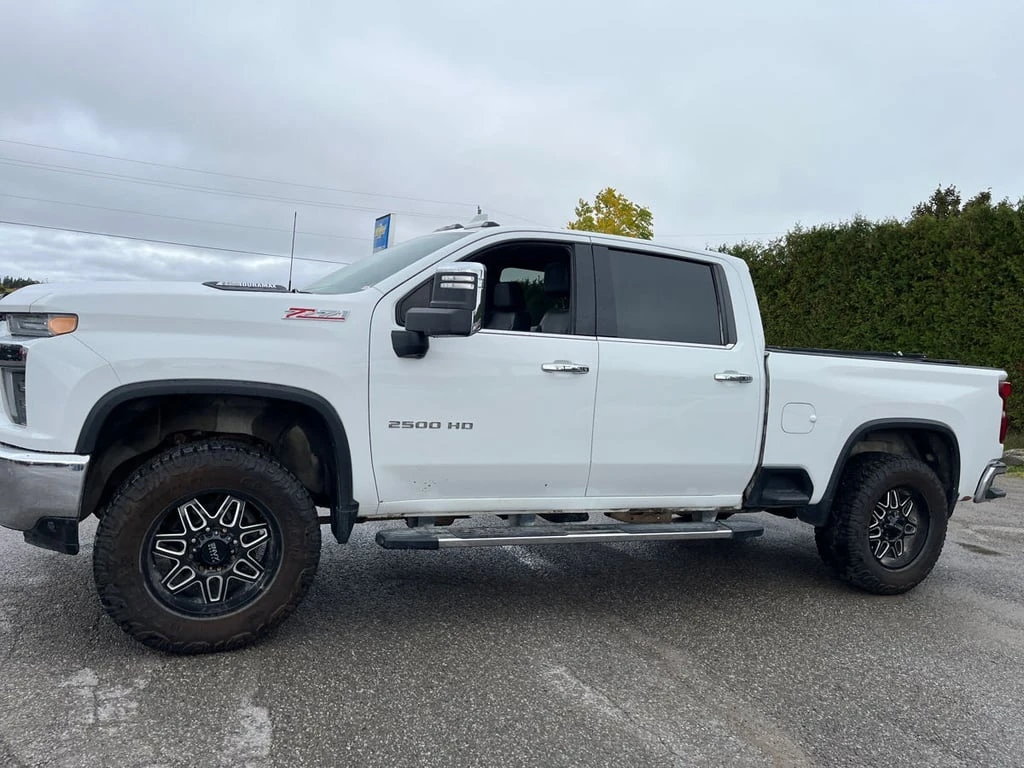 Chevrolet Silverado * 4WD Crew Cab LTZ * CARFAX * БЕЗ ПЪРВОНАЧАЛНА ВНО - изображение 2