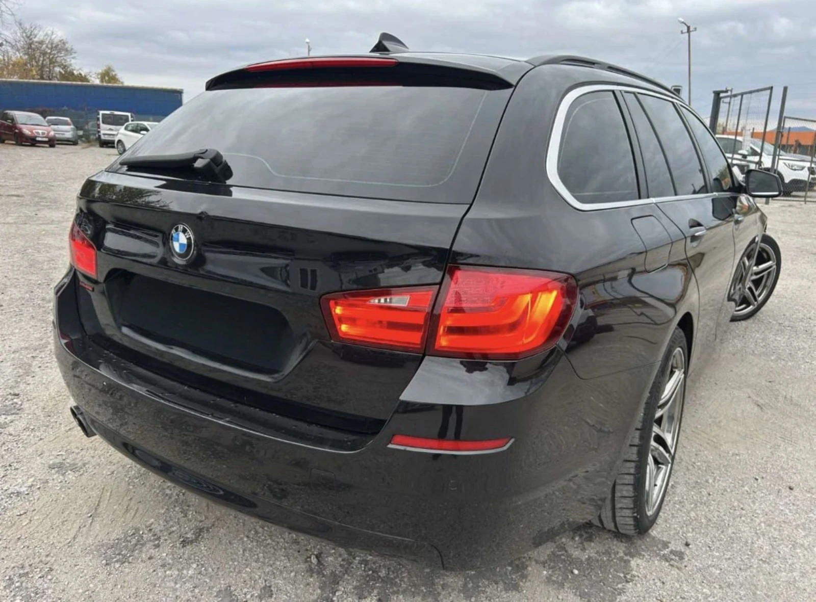 BMW 530 REIHE * XENON * NAVI * PANORAMA * HEAD UP *  | Mobile.bg   4