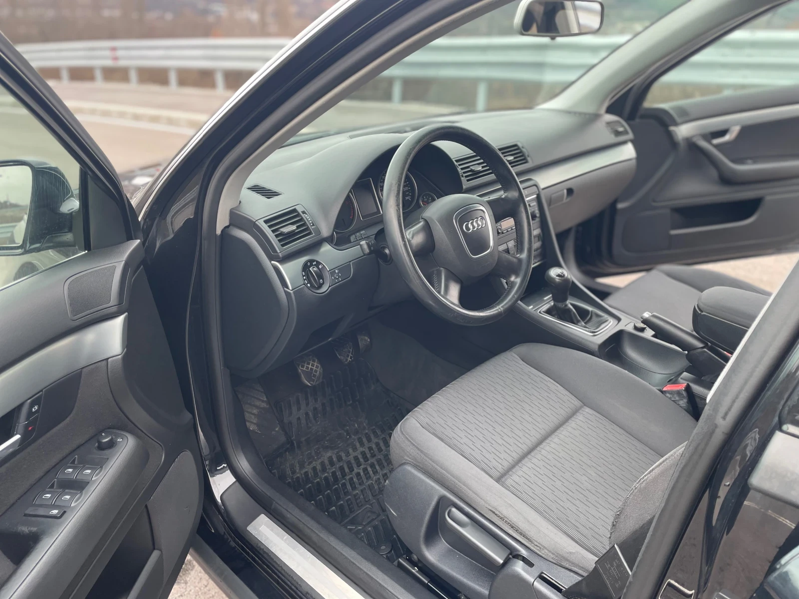 Audi A4 2.0TDI 140 B7 AVANT  - изображение 8