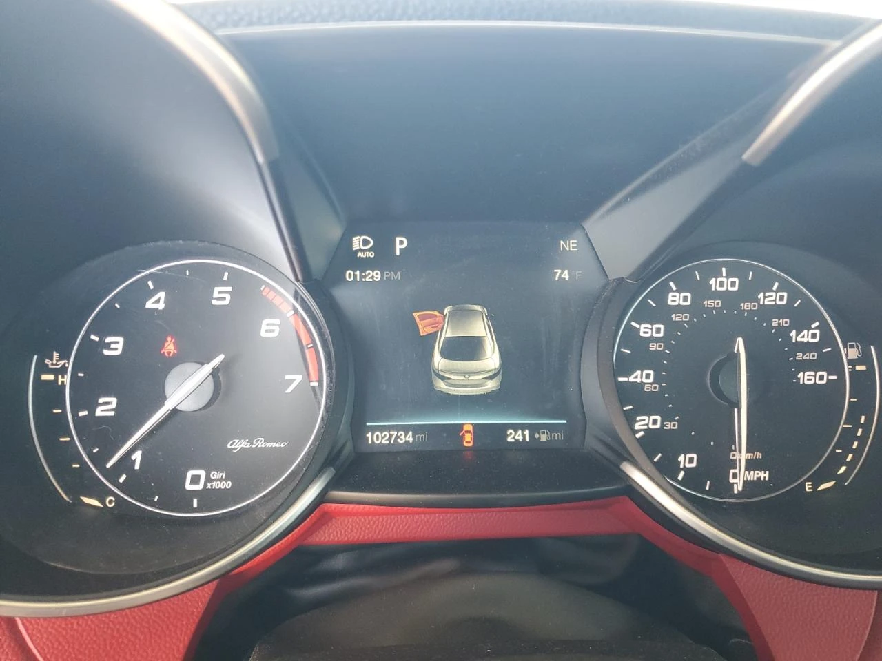 Alfa Romeo Giulia 2l Q4 - изображение 9