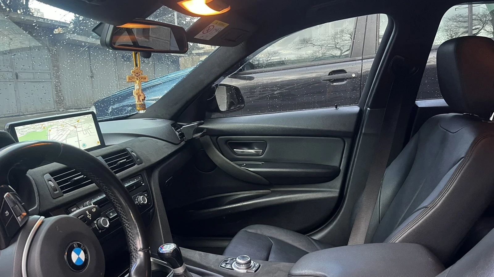 BMW 316 F30 , снимка 12 - Автомобили и джипове - 53722065