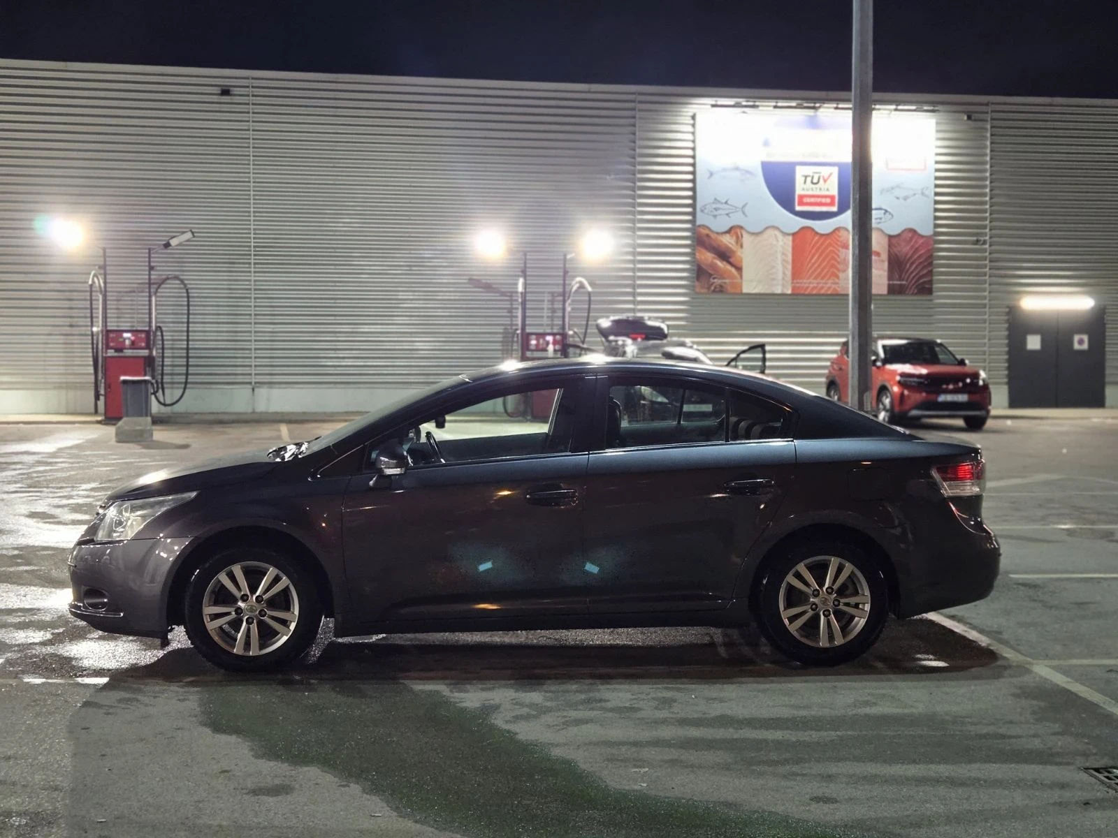 Toyota Avensis, снимка 2 - Автомобили и джипове - 53749029