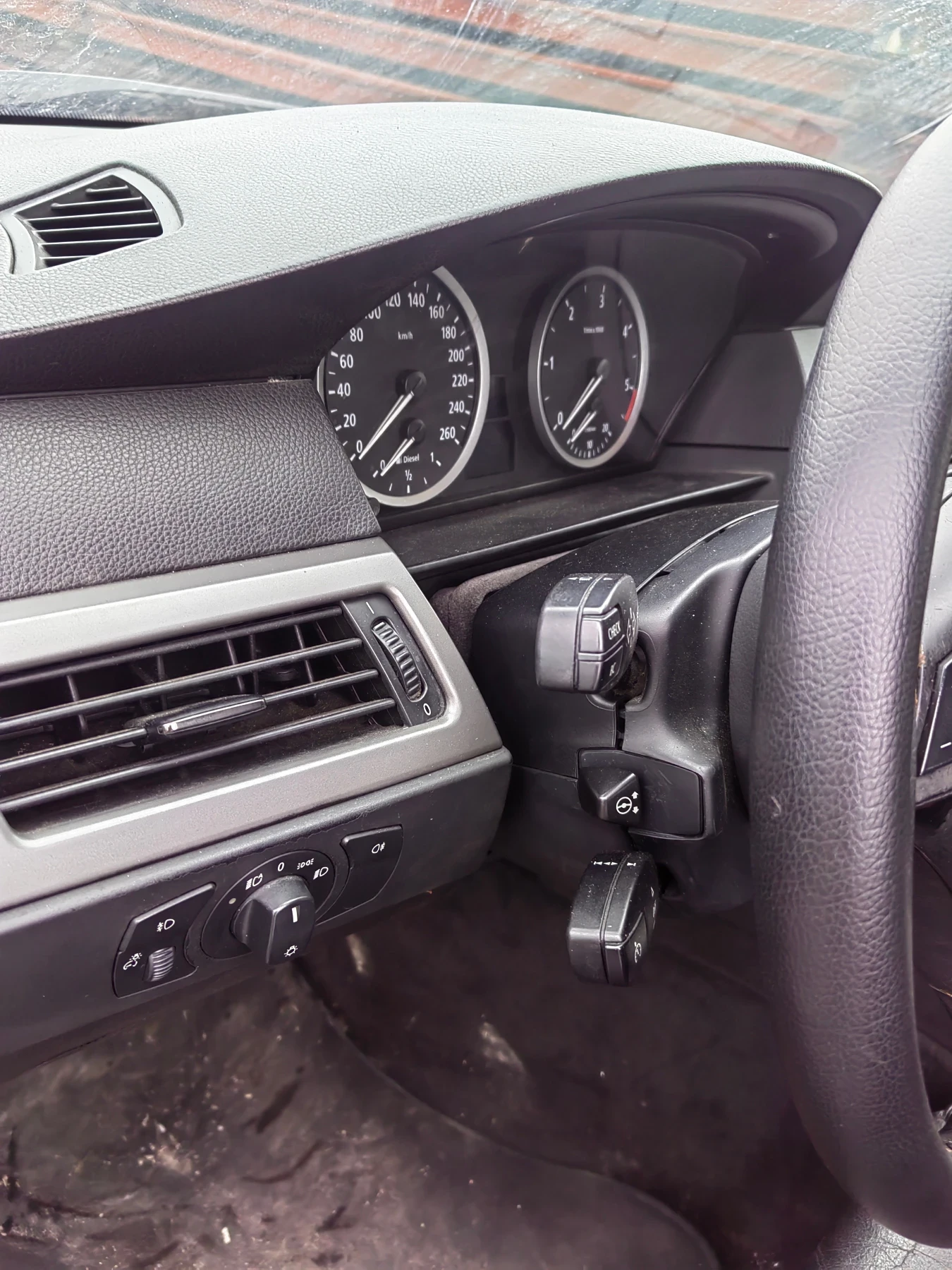 BMW 525, снимка 8 - Автомобили и джипове - 53883941