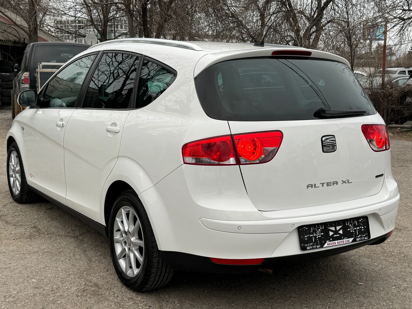 Seat Altea XL ! Фабричен Газов Инжекцион!, снимка 4 - Автомобили и джипове - 53890415