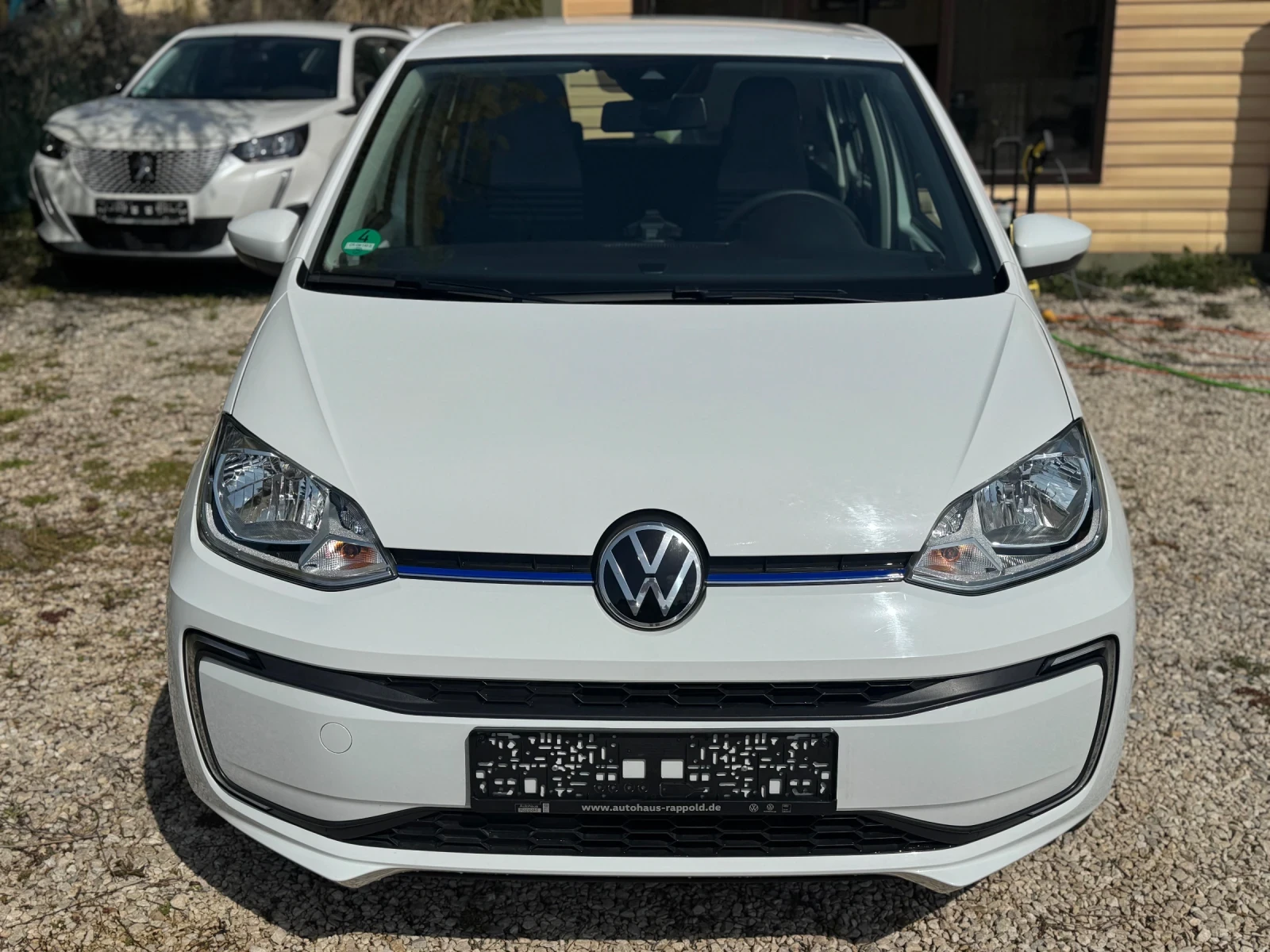 VW Up 36.7 kWh, снимка 2 - Автомобили и джипове - 54004238