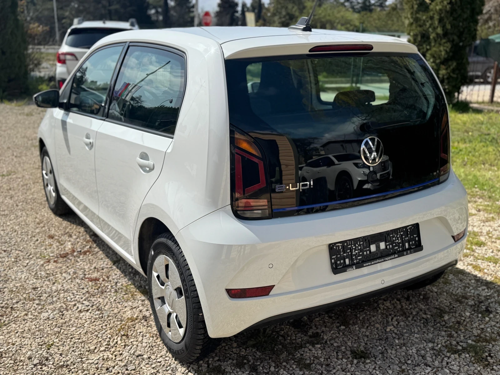VW Up 36.7 kWh, снимка 5 - Автомобили и джипове - 54004238