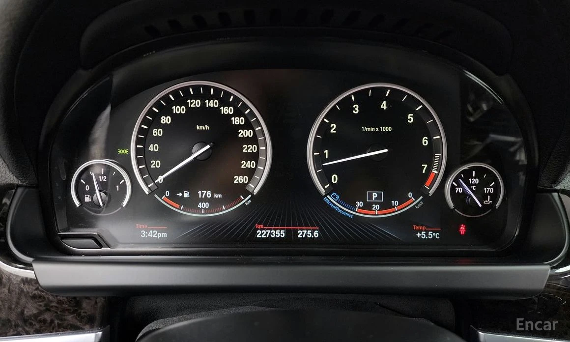 BMW 640 * RECARO* KEYLESS* ШИБИДАХ* ПОДГРЕВ* КАМЕРИ* 360* , снимка 8 - Автомобили и джипове - 54073091