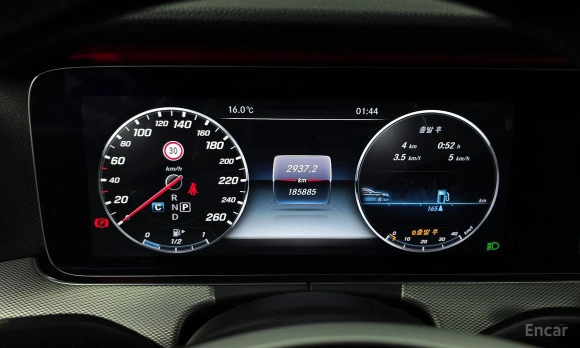 Mercedes-Benz E 300, снимка 8 - Автомобили и джипове - 54392482