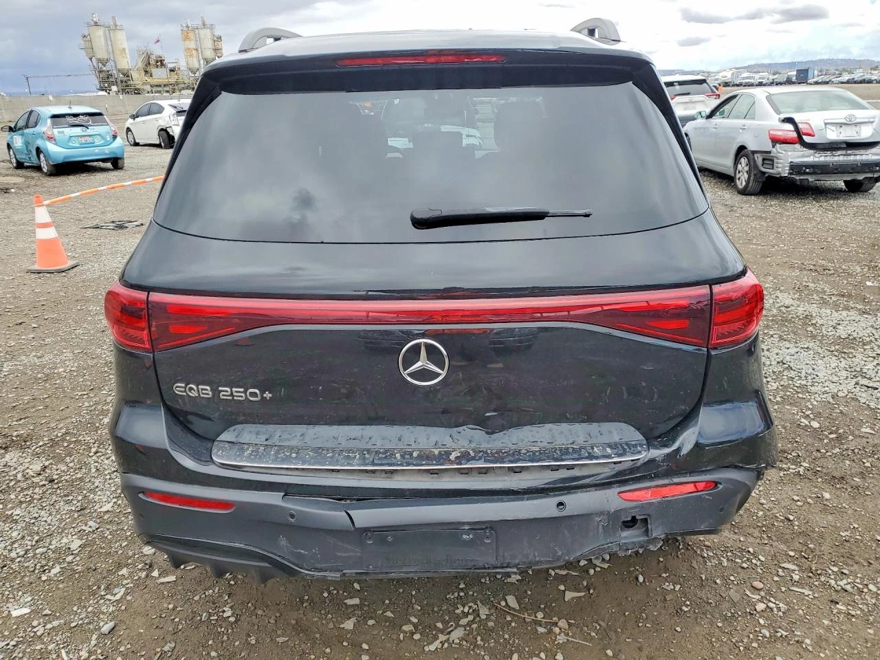 Mercedes-Benz EQB 250+ , снимка 6 - Автомобили и джипове - 54970296