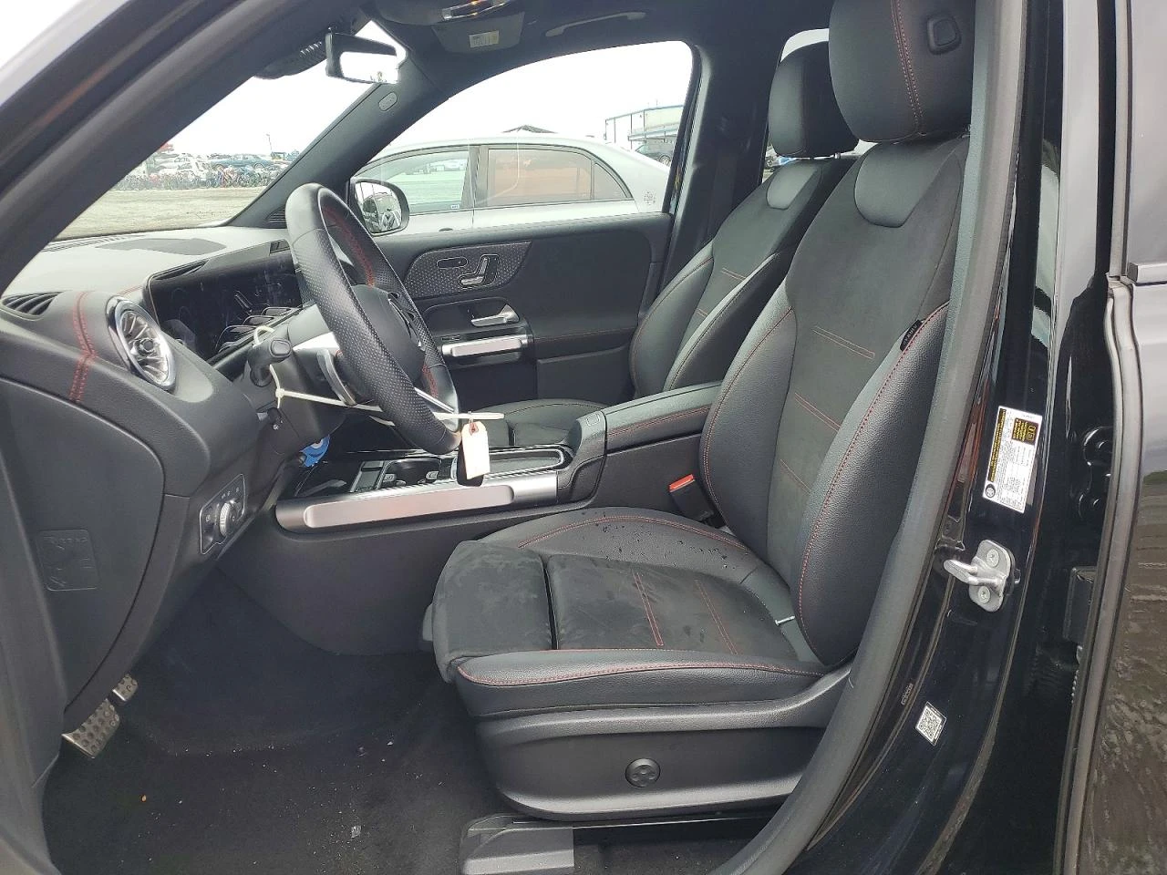 Mercedes-Benz EQB 250+ , снимка 7 - Автомобили и джипове - 54970296