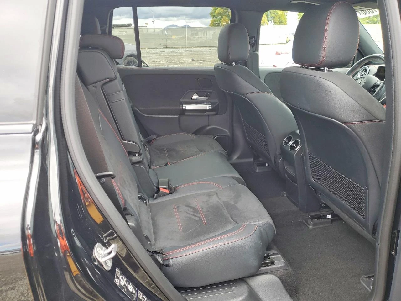 Mercedes-Benz EQB 250+ , снимка 11 - Автомобили и джипове - 54970296