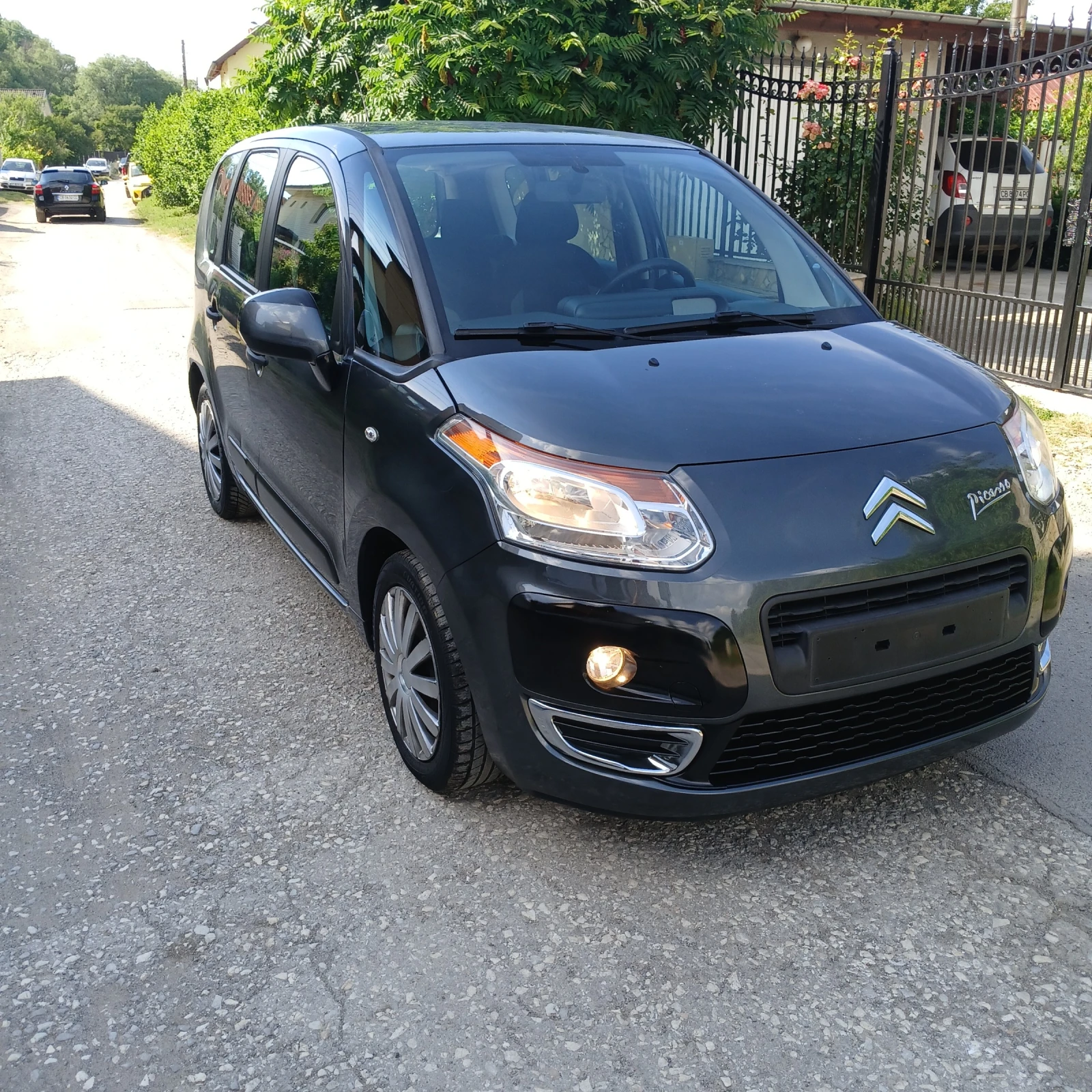 Citroen C3 Picasso 1.6 .HDI.6 СКОРОСТИ , снимка 2 - Автомобили и джипове - 55008658