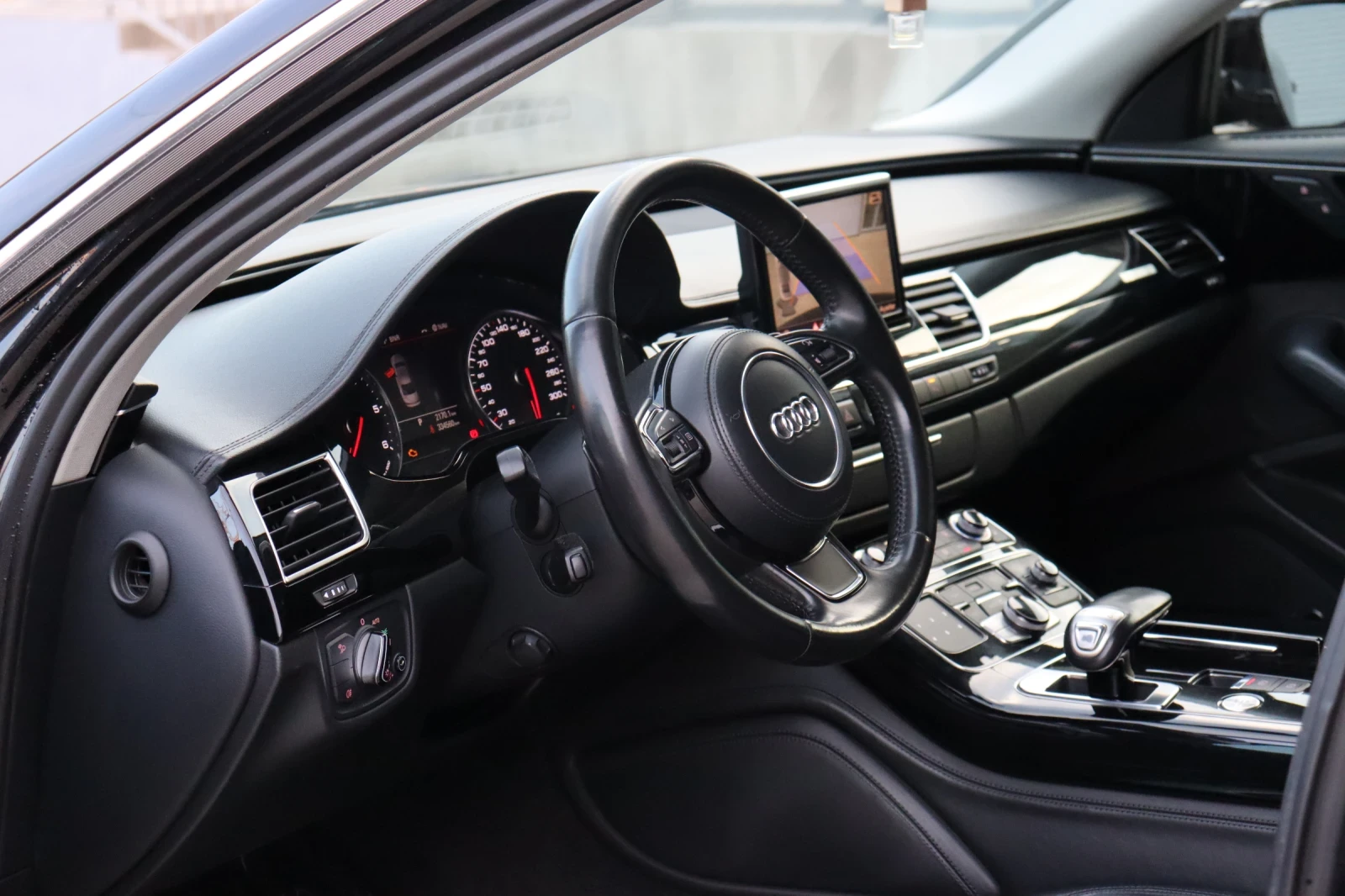 Audi A8, снимка 9 - Автомобили и джипове - 55134062