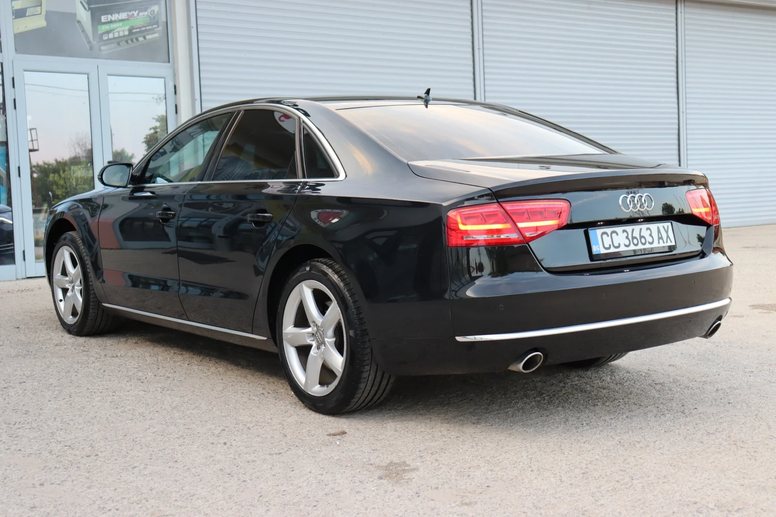 Audi A8, снимка 5 - Автомобили и джипове - 55134062