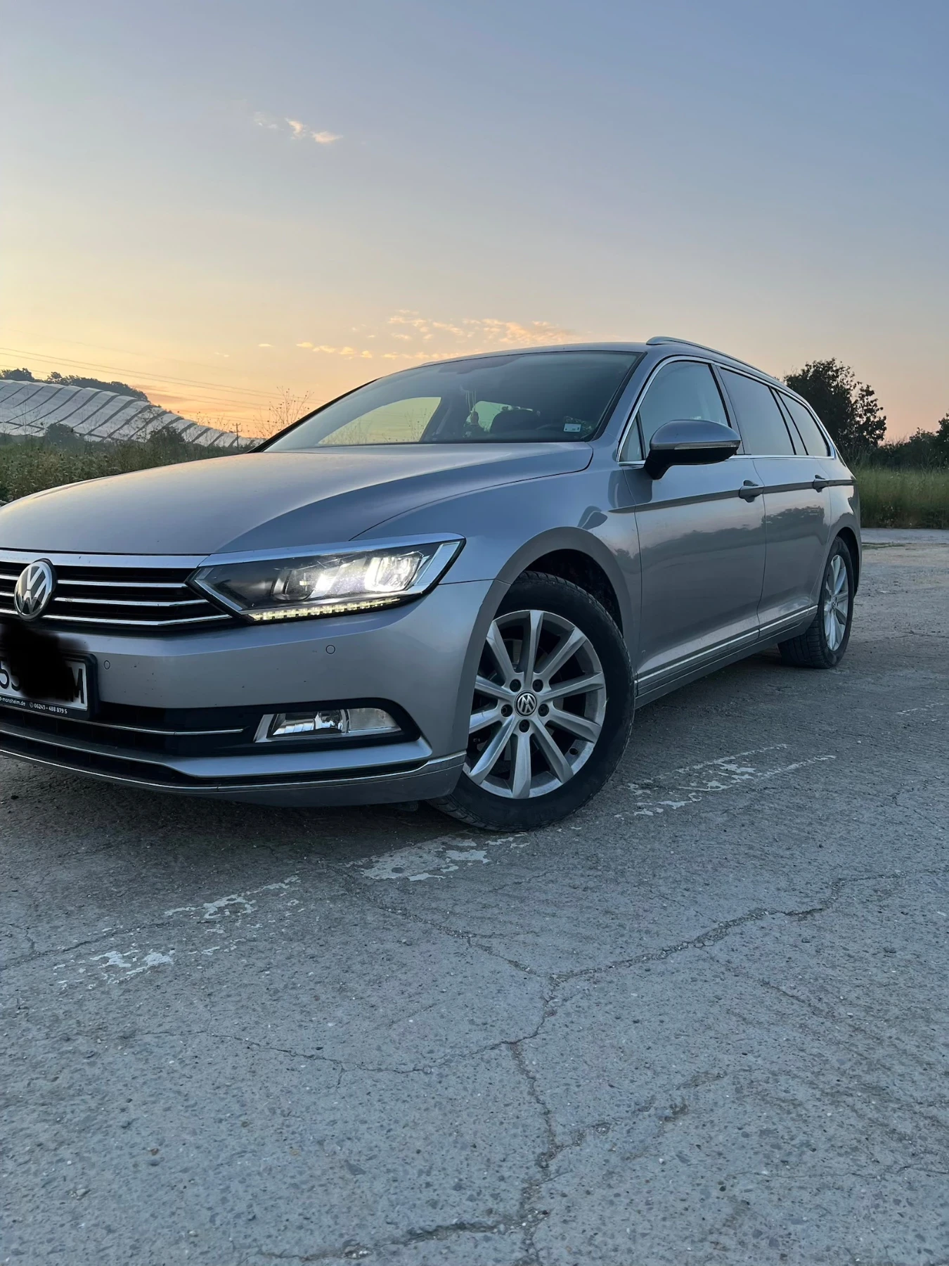 VW Passat Volkswagen Passat Variant Highline 2.0 TDI, 150 к., снимка 3 - Автомобили и джипове - 55319286