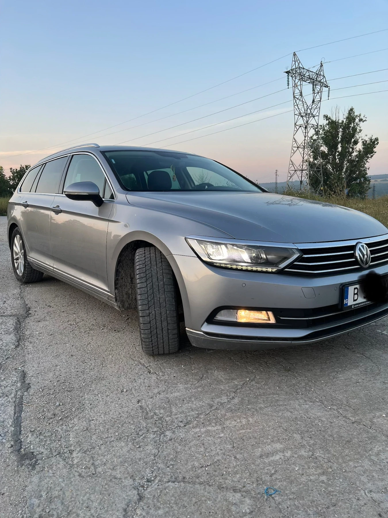 VW Passat Volkswagen Passat Variant Highline 2.0 TDI, 150 к., снимка 4 - Автомобили и джипове - 55319286