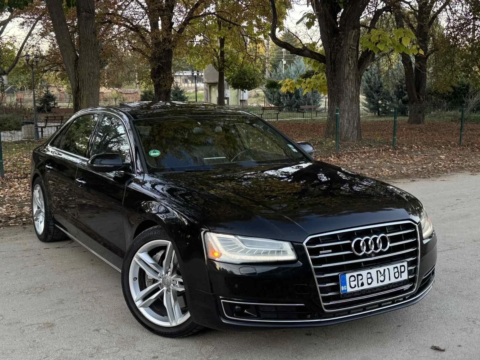 Audi A8 3.0i* QUATTRO* PANO* MATRIX, снимка 3 - Автомобили и джипове - 56640543