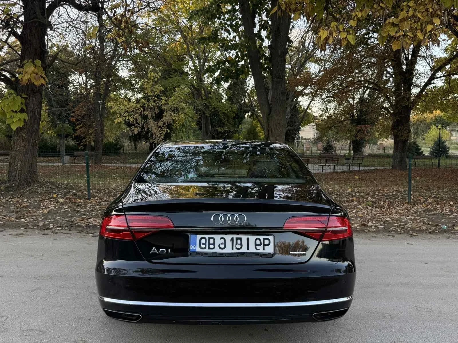 Audi A8 3.0i* QUATTRO* PANO* MATRIX, снимка 8 - Автомобили и джипове - 56640543