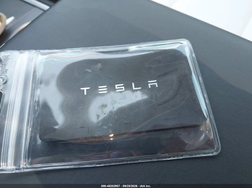 Tesla Model Y PERFORMANCE DUAL MOTOR ALL-WHEEL DRIVE, снимка 15 - Автомобили и джипове - 56659472