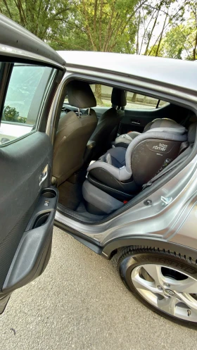 Toyota C-HR 1.8 Hybrid, 122кс, снимка 7