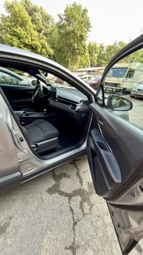 Toyota C-HR 1.8 Hybrid, 122кс, снимка 4