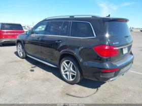 Mercedes-Benz GL 550 4MATIC, снимка 3