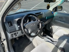 Toyota Hilux, снимка 9