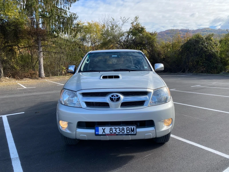 Toyota Hilux, снимка 2 - Автомобили и джипове - 47806638