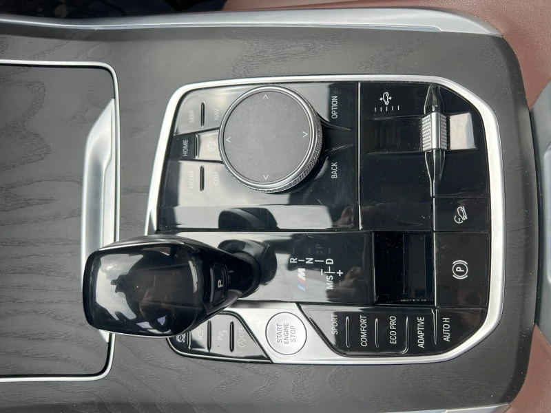 BMW X7, снимка 8 - Автомобили и джипове - 51648494