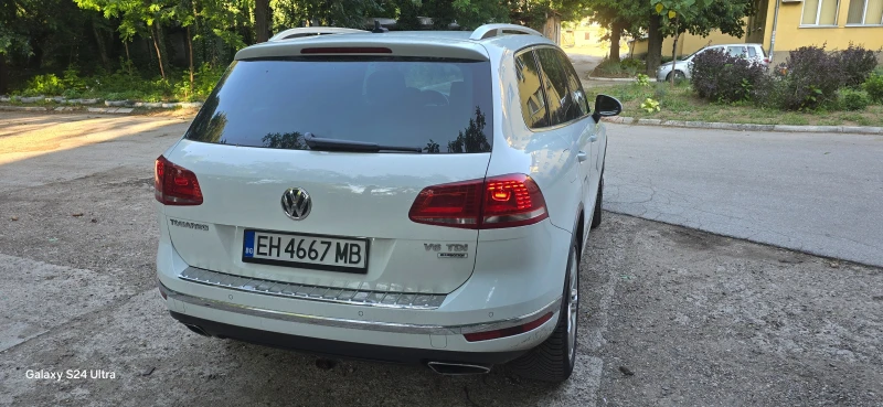 VW Touareg 3.0D FACE, снимка 11 - Автомобили и джипове - 52860544
