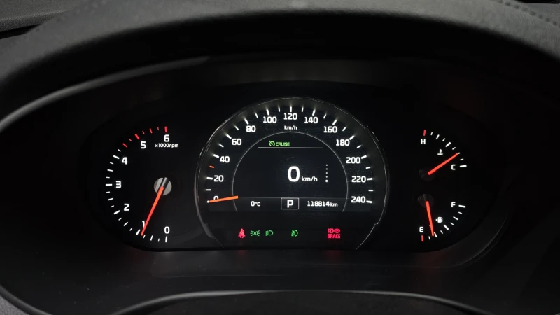 Kia Sorento 2.2CRDI/4x4/Пълна сервизна !!!, снимка 15 - Автомобили и джипове - 53355866