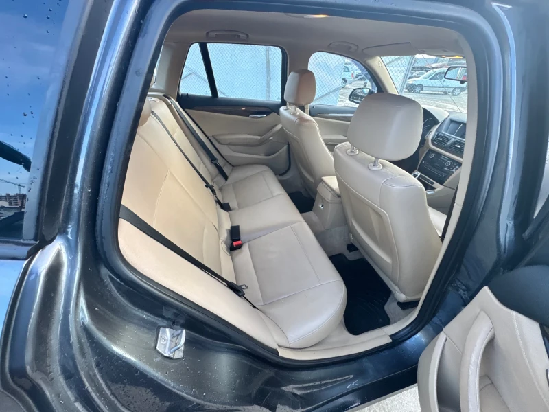 BMW X1 2.0 d S drive Facelift , снимка 13 - Автомобили и джипове - 53384647