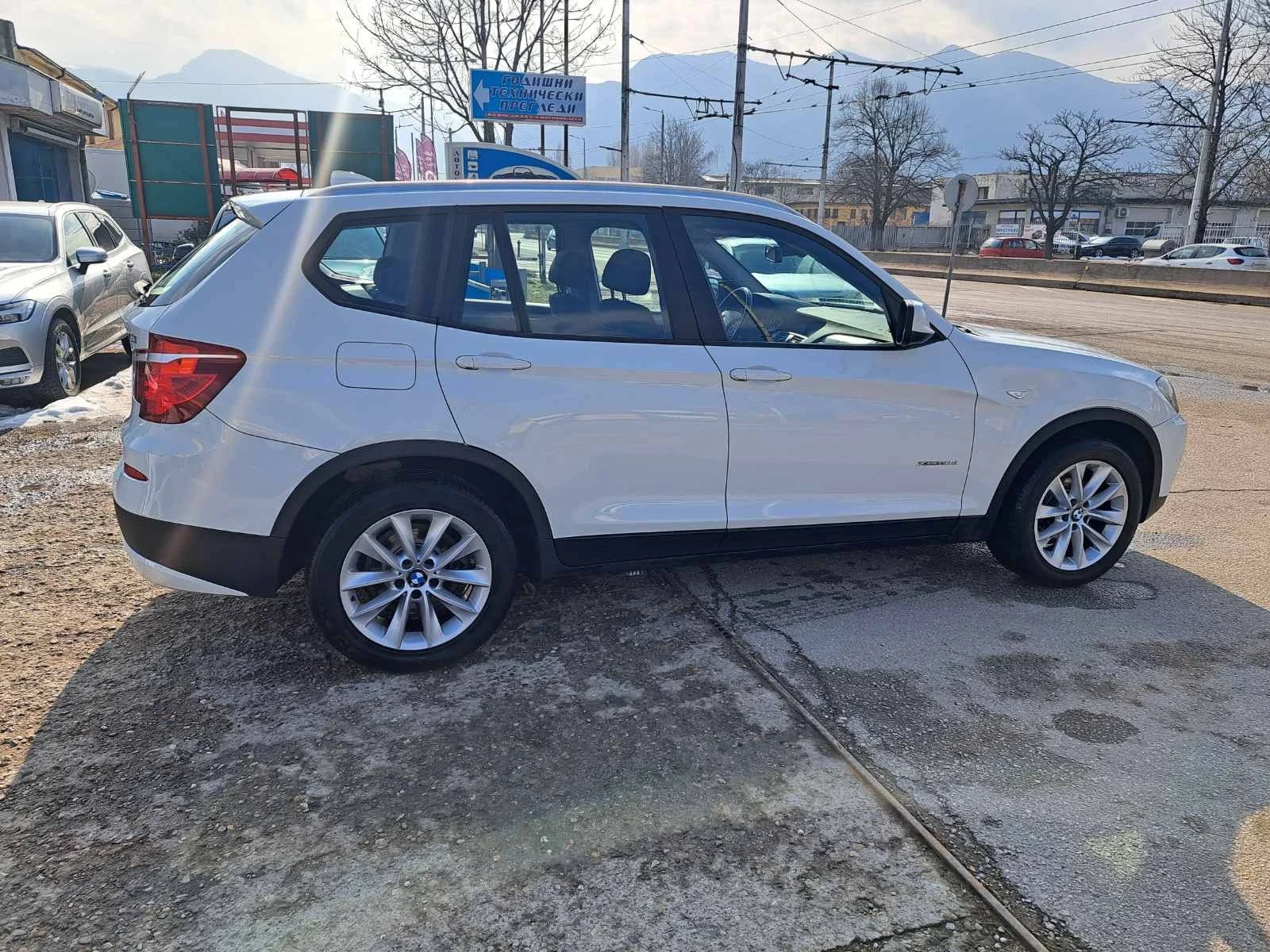 BMW X3 XDRIVE 20d - изображение 8